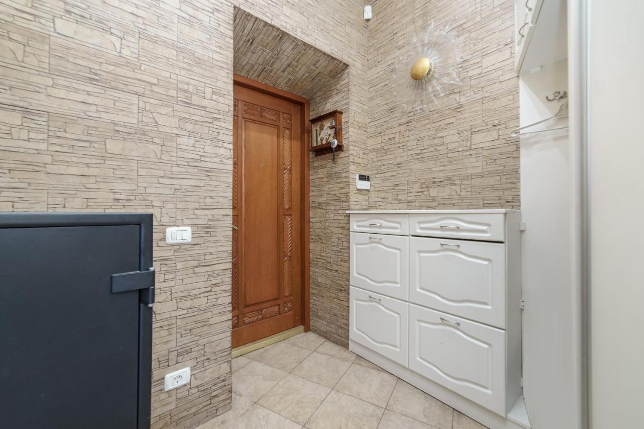 Katerynyska 2 Level Apartment With Sauna Odesa Exterior foto