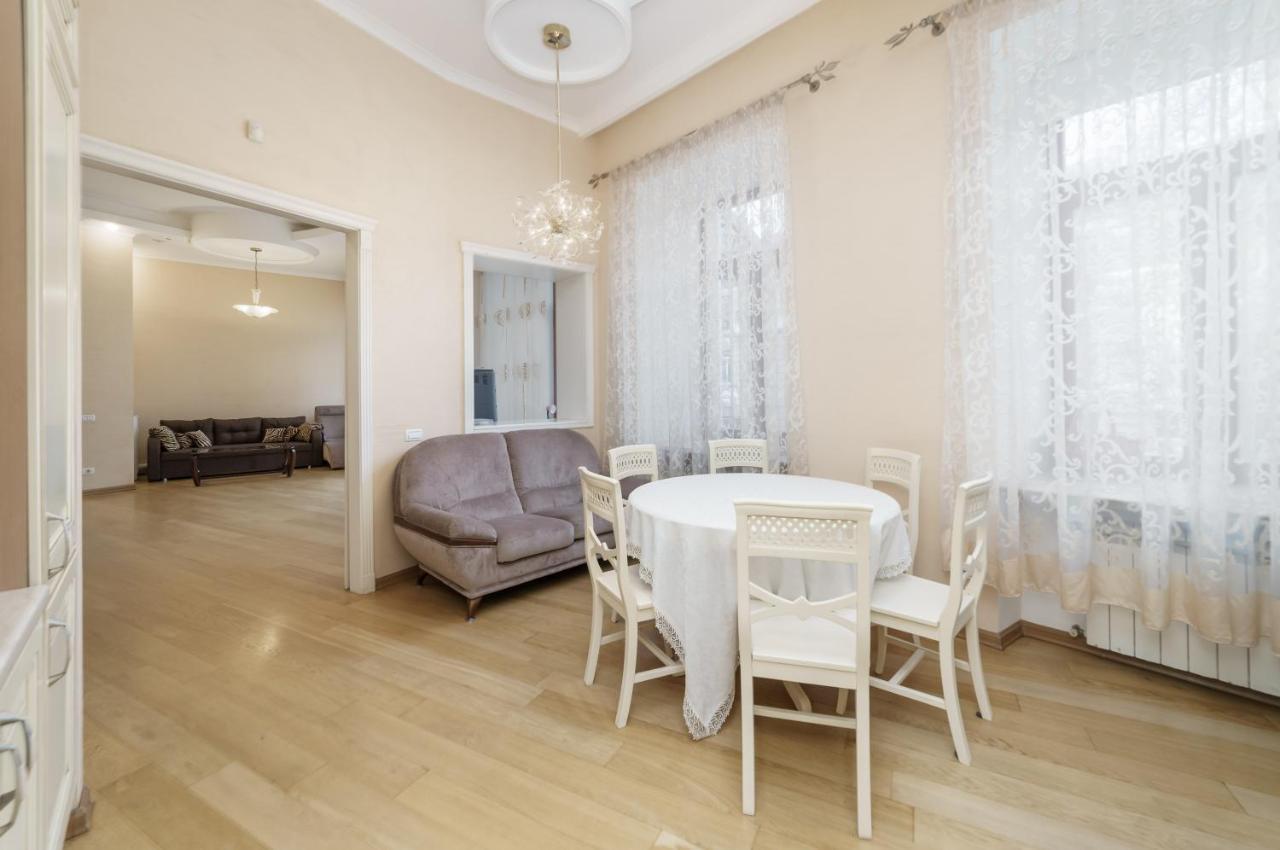 Katerynyska 2 Level Apartment With Sauna Odesa Exterior foto