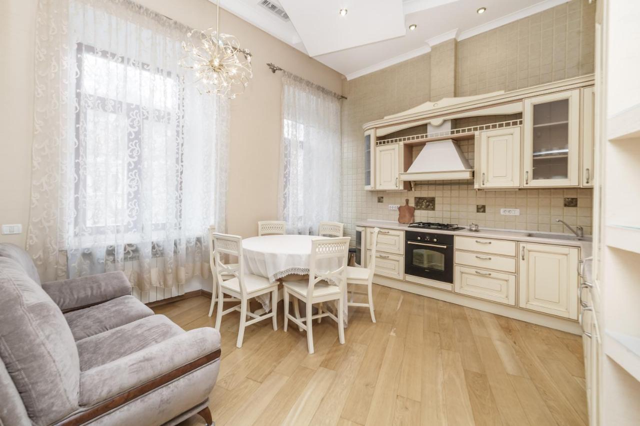 Katerynyska 2 Level Apartment With Sauna Odesa Exterior foto