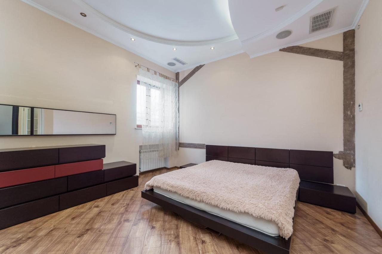 Katerynyska 2 Level Apartment With Sauna Odesa Exterior foto